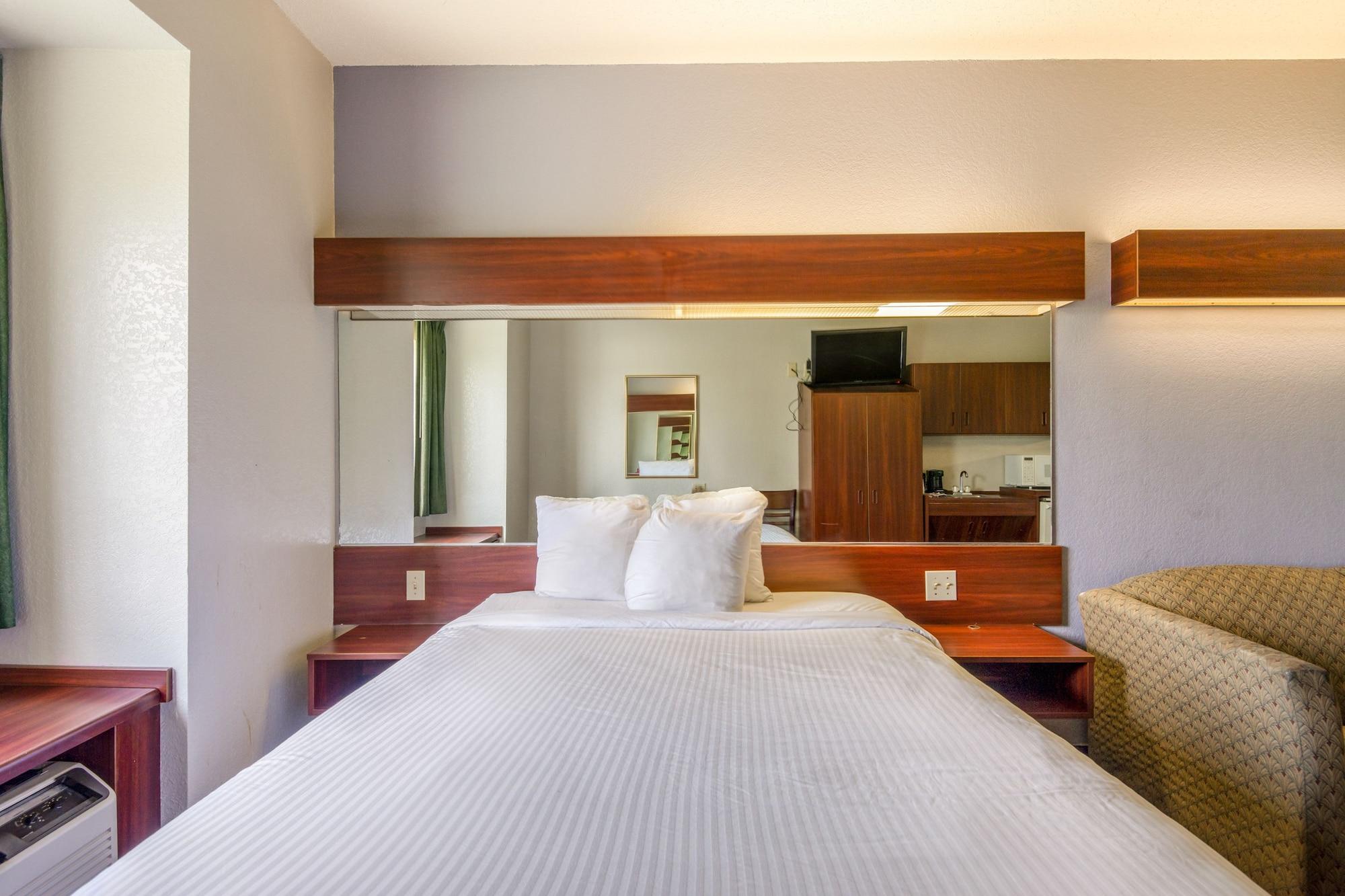 Trident Inn & Suites, Baton Rouge (Adults Only) Prairieville Eksteriør billede